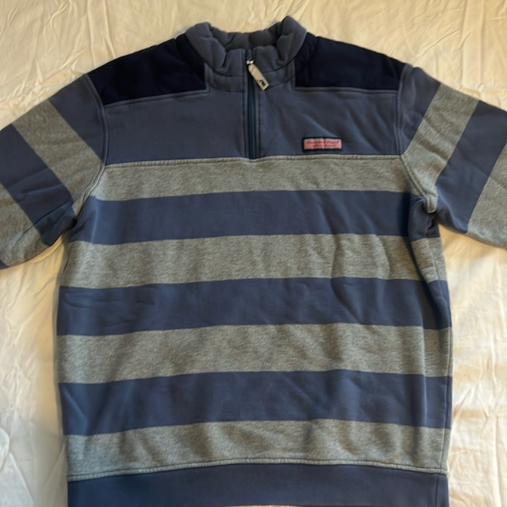 Vineyard Vines Quarter Zip size medium